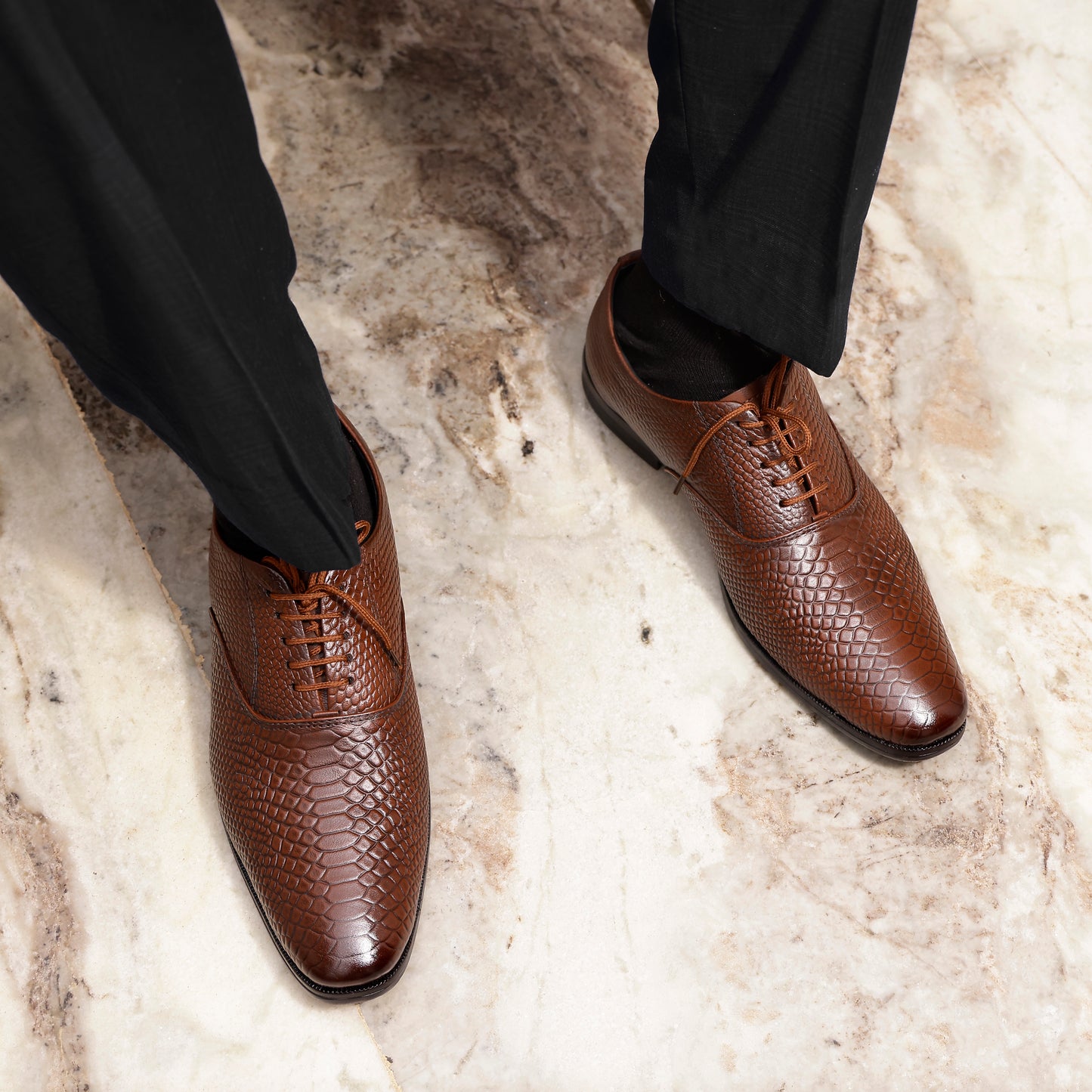 Gentle Luxe Python Texture Formal Shoes